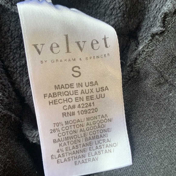 Velvet by Graham & Spencer Danica Black w/ Red  Stripe Sweatshirt Women’s Size S - Picture 8 of 10